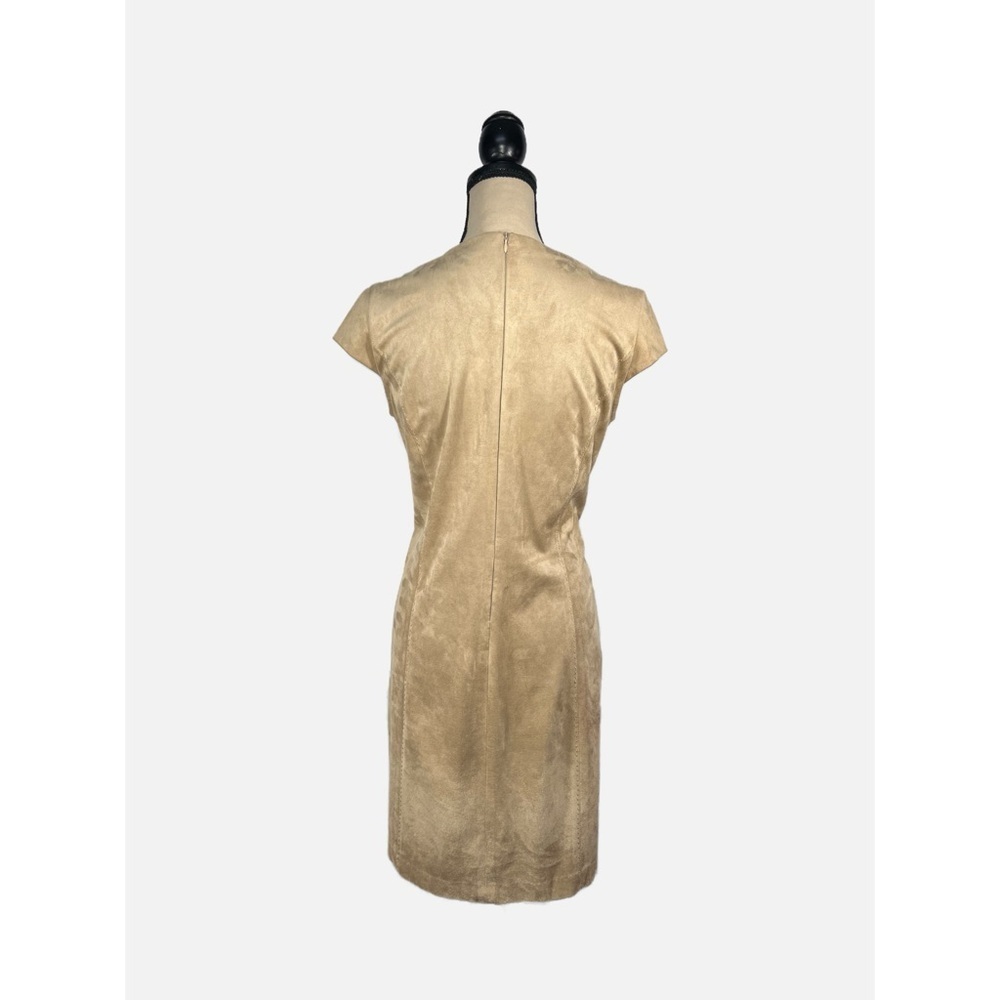 Katherine Barclay Montreal Elegant Beige Vegan Suede Cap Sleeve Dress size 8 - Picture 4 of 8